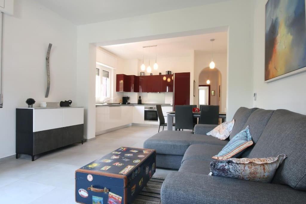 Cozy Modern Apt W Free Parking Bbq & Fully Equipped Como Exterior foto
